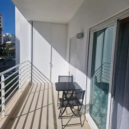 Pool&balcony Downtown Portimao Faia 202 Flat 普拉亚-达罗沙